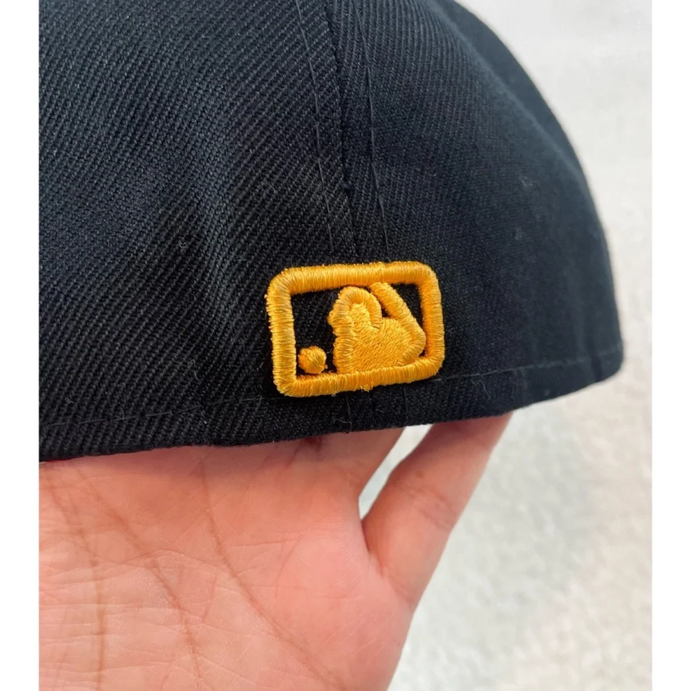NEW ERA • Black/Golden Orange SF Giants MLB Classic Baseball Hat - Picture 13 of 16